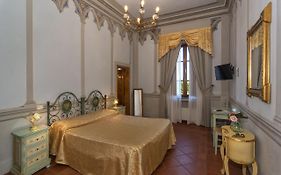 Hotel Villa Cheli Lucca